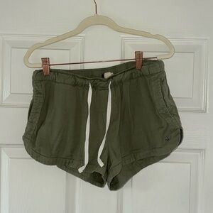 Green Roxy shorts (Medium)